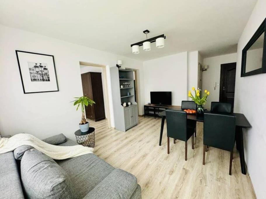 Apartment With Balcony Near Bulwary Wislane Wwa67 Варшава Екстер'єр фото